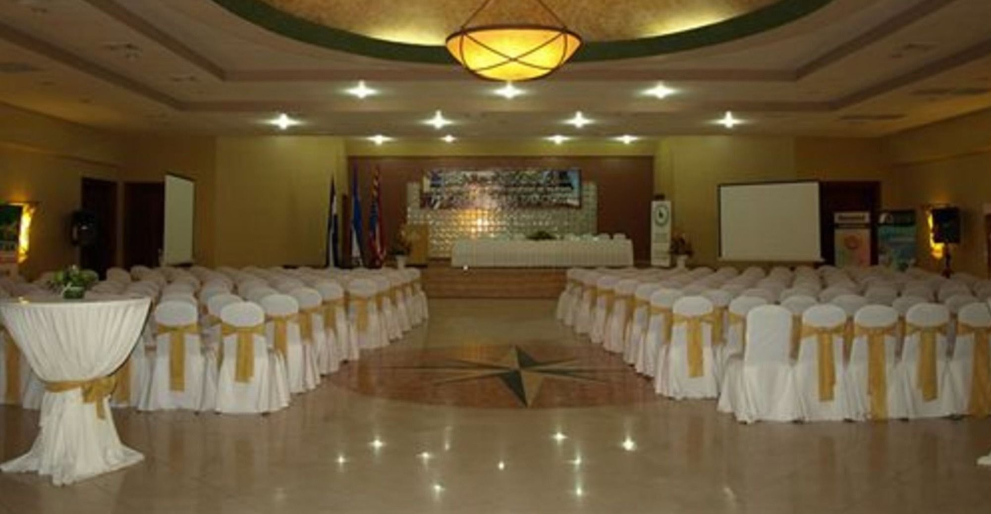 Hotel Quinta Real La Ceiba Esterno foto
